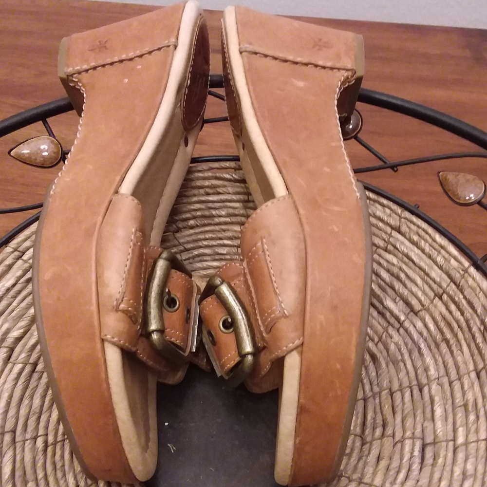 Frye sandals - Picture 3 of 13